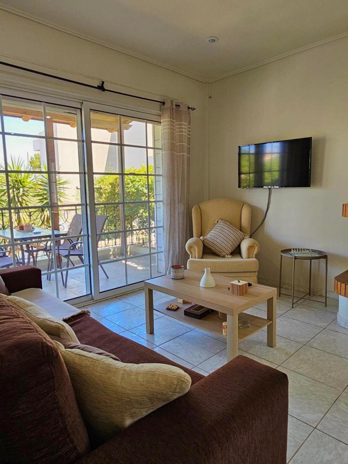One Artemis Near The Sea And The Airport Apartment Exterior photo